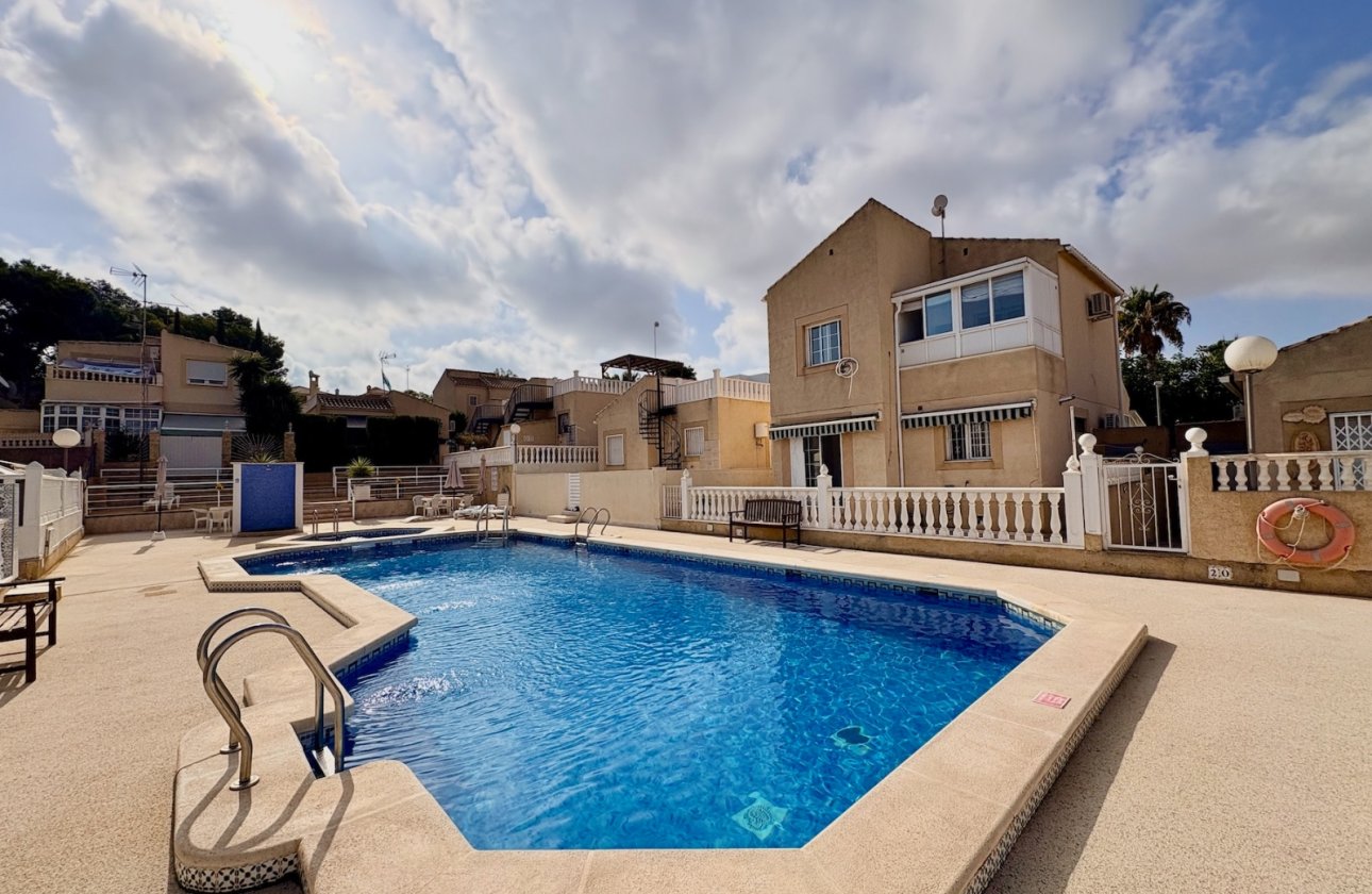 Resale - Villa - Orihuela - Los Balcones
