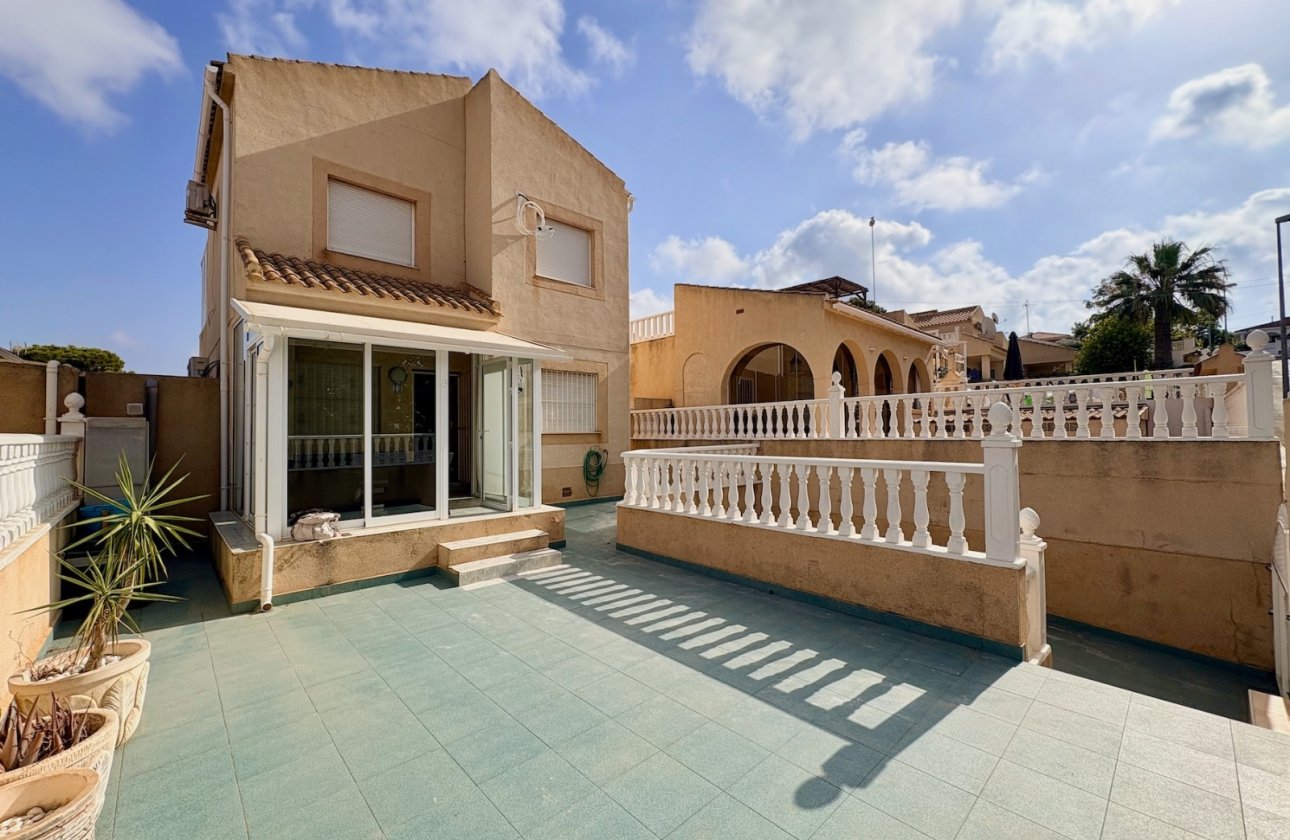 Resale - Villa - Orihuela - Los Balcones