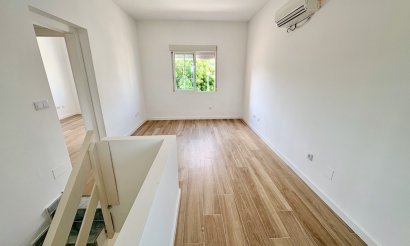Resale - Villa - Orihuela - Los Balcones