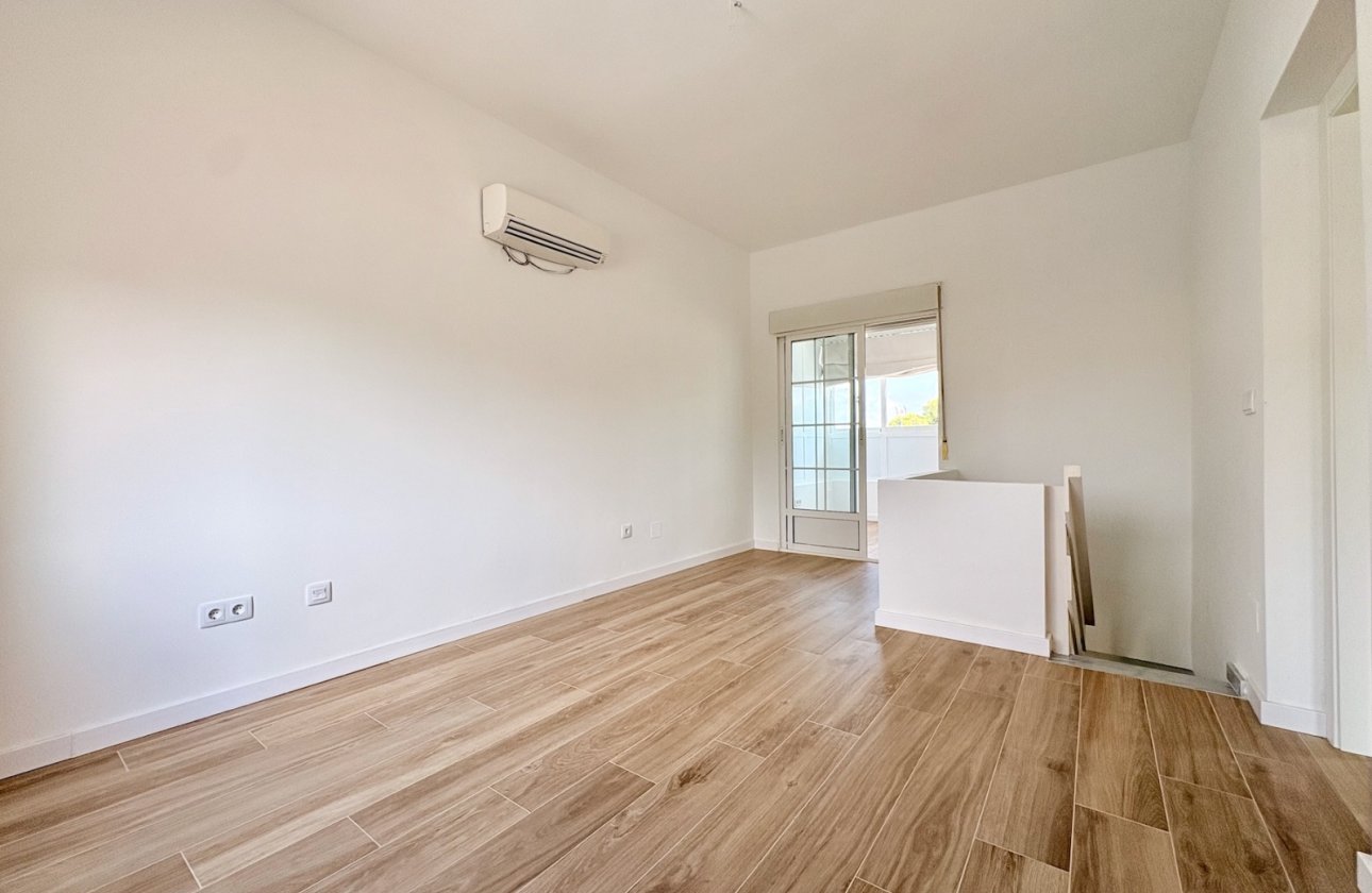 Resale - Villa - Orihuela - Los Balcones
