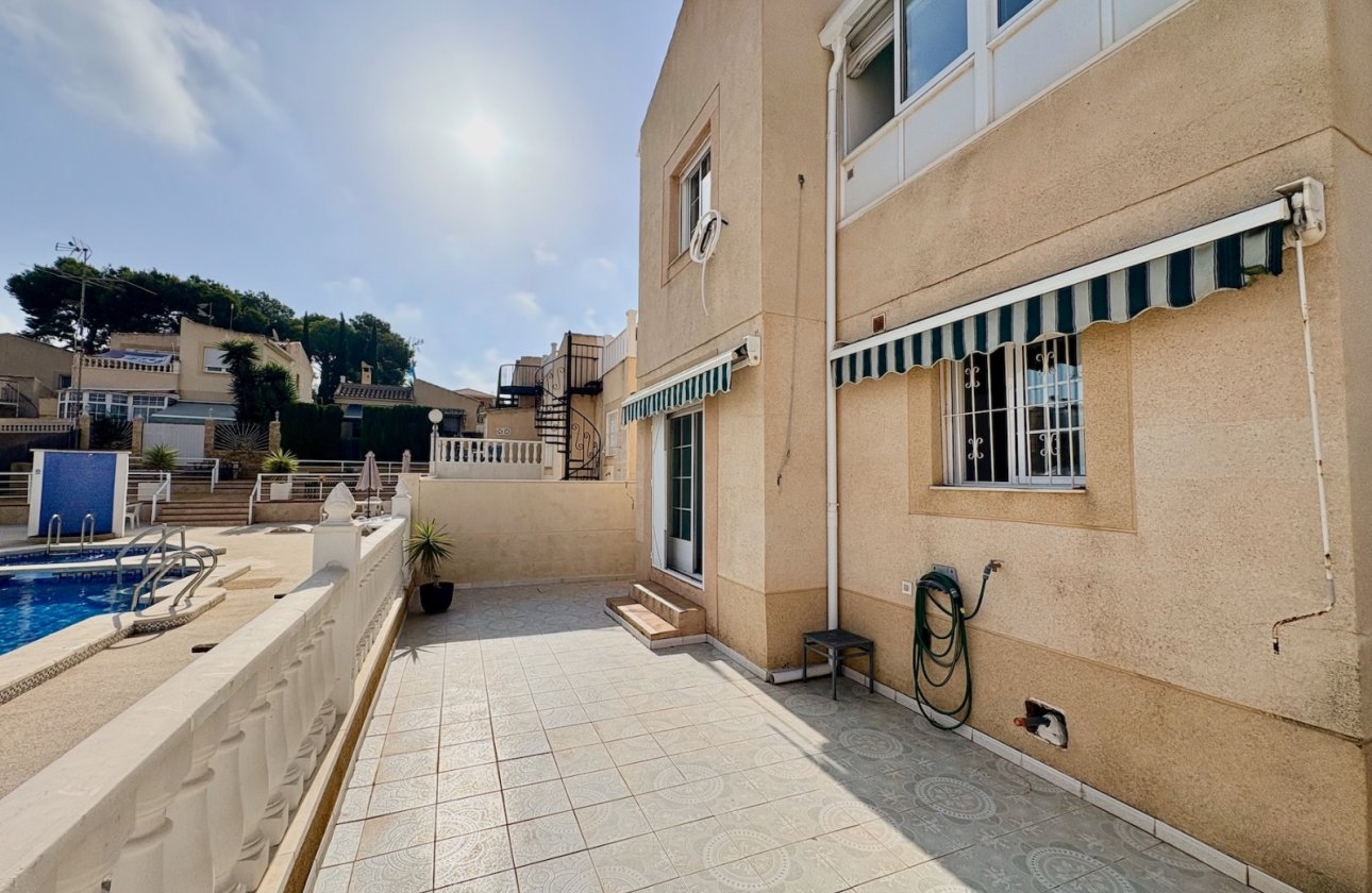 Resale - Villa - Orihuela - Los Balcones