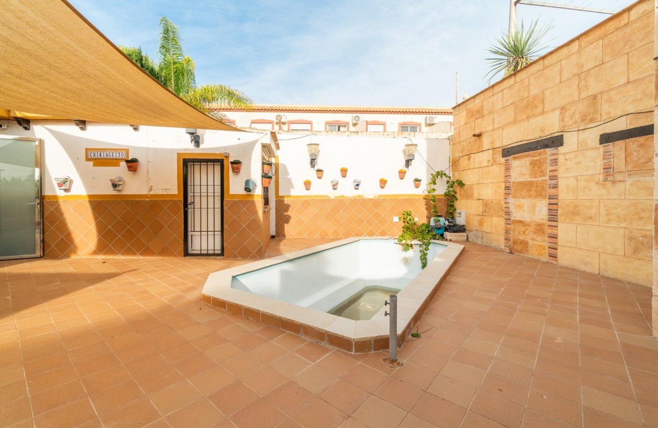 Resale - Villa - Torrevieja - Orihuela costa