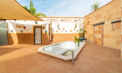 Resale - Villa - Torrevieja - Orihuela costa