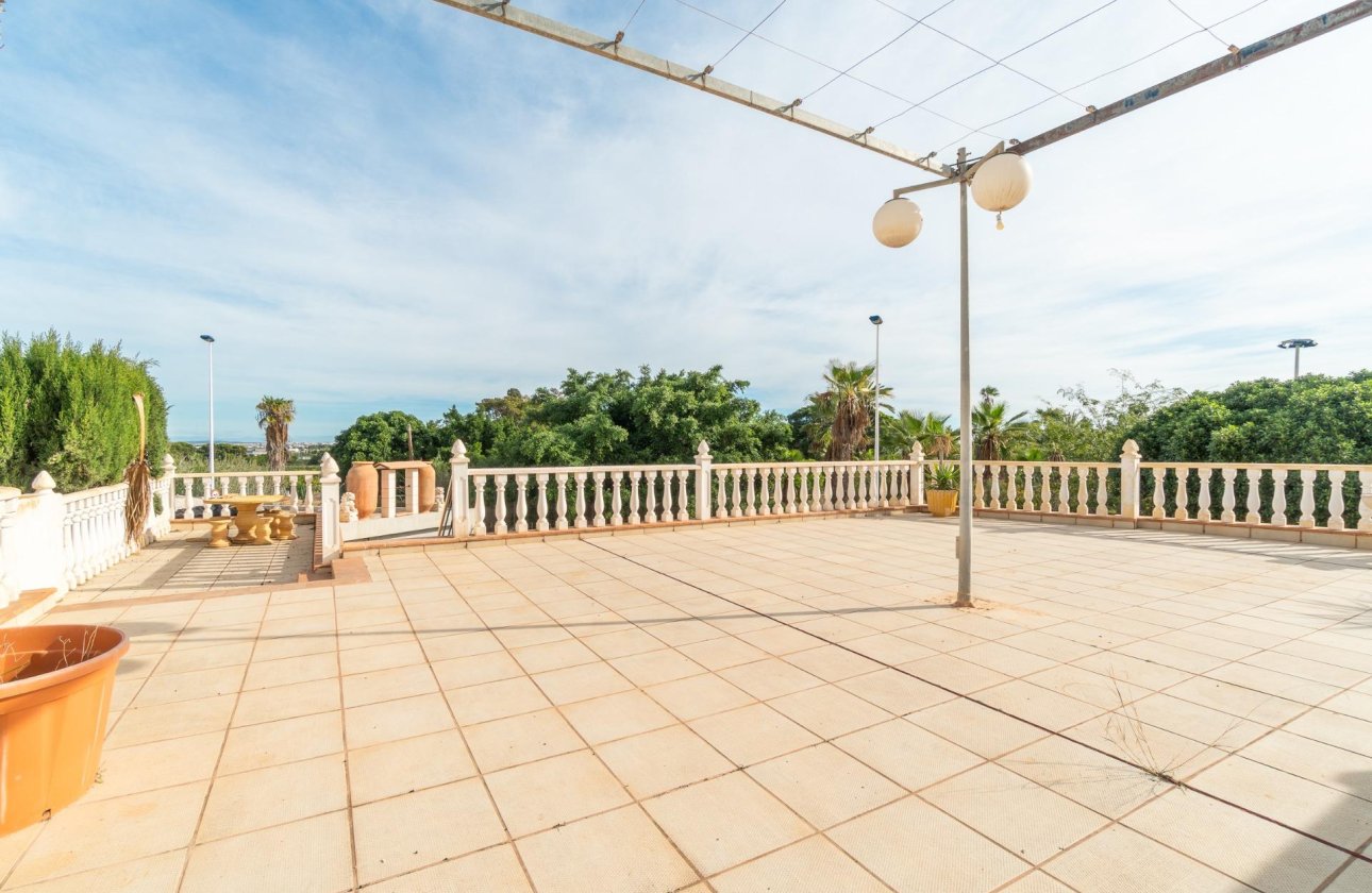 Resale - Villa - Torrevieja - Orihuela costa