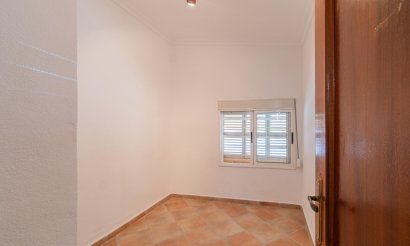 Resale - Villa - Torrevieja - Orihuela costa