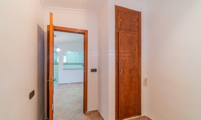 Resale - Villa - Torrevieja - Orihuela costa