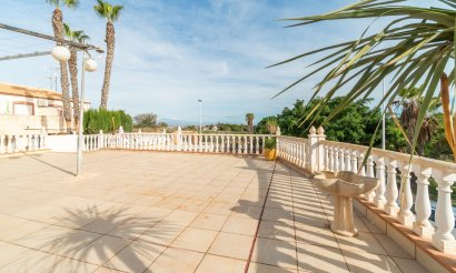 Resale - Villa - Torrevieja - Orihuela costa