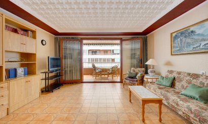 Resale - Apartment / flat - Torrevieja - Playa del Acequión