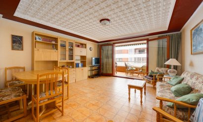 Resale - Apartment / flat - Torrevieja - Playa del Acequión