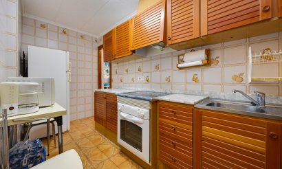 Resale - Apartment / flat - Torrevieja - Playa del Acequión