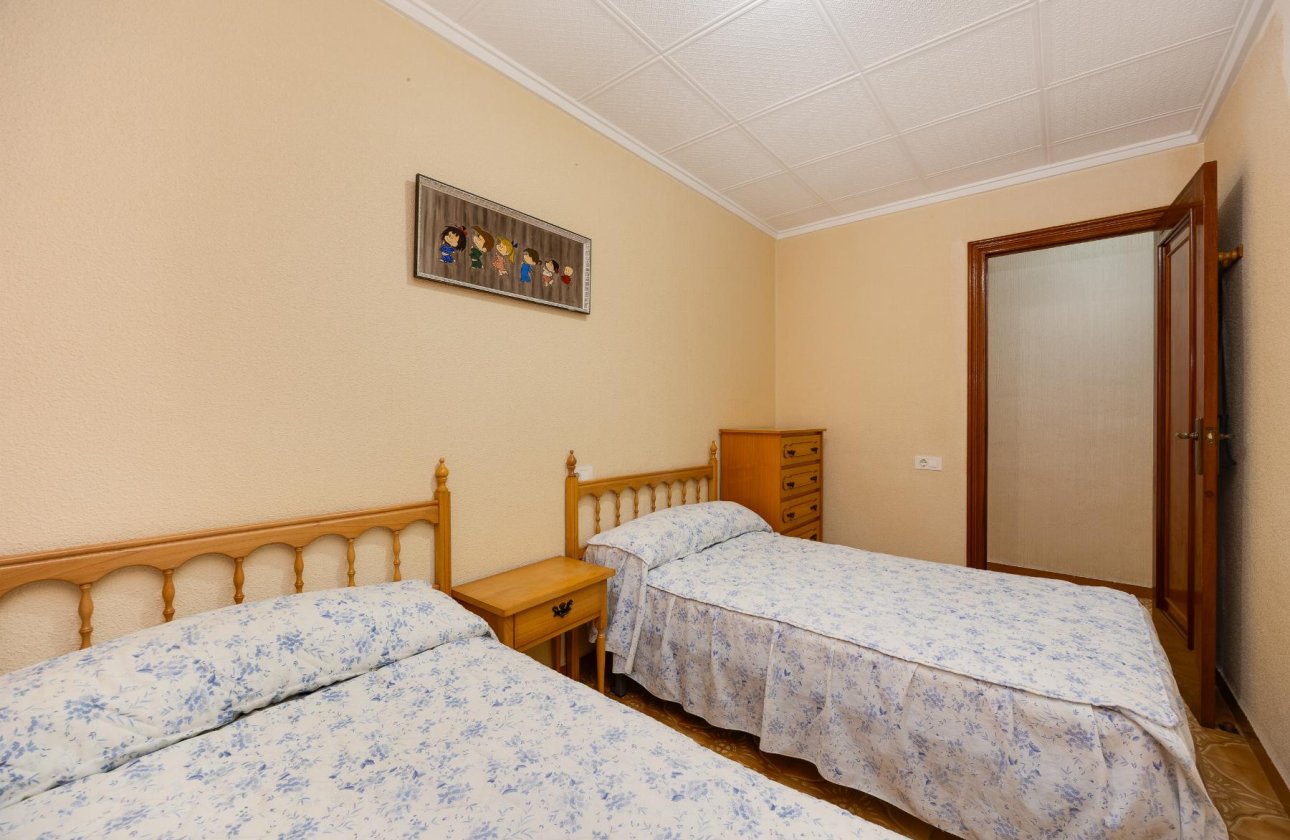 Resale - Apartment / flat - Torrevieja - Playa del Acequión