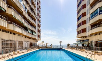 Resale - Apartment / flat - Torrevieja - Playa del Acequión