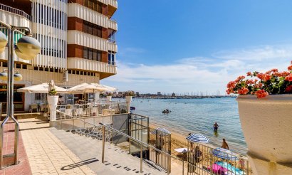 Resale - Apartment / flat - Torrevieja - Playa del Acequión