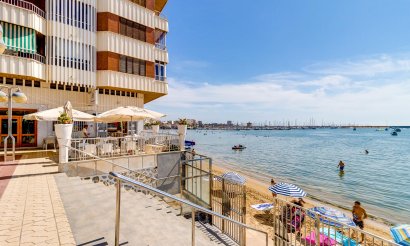 Resale - Apartment / flat - Torrevieja - Playa del Acequión