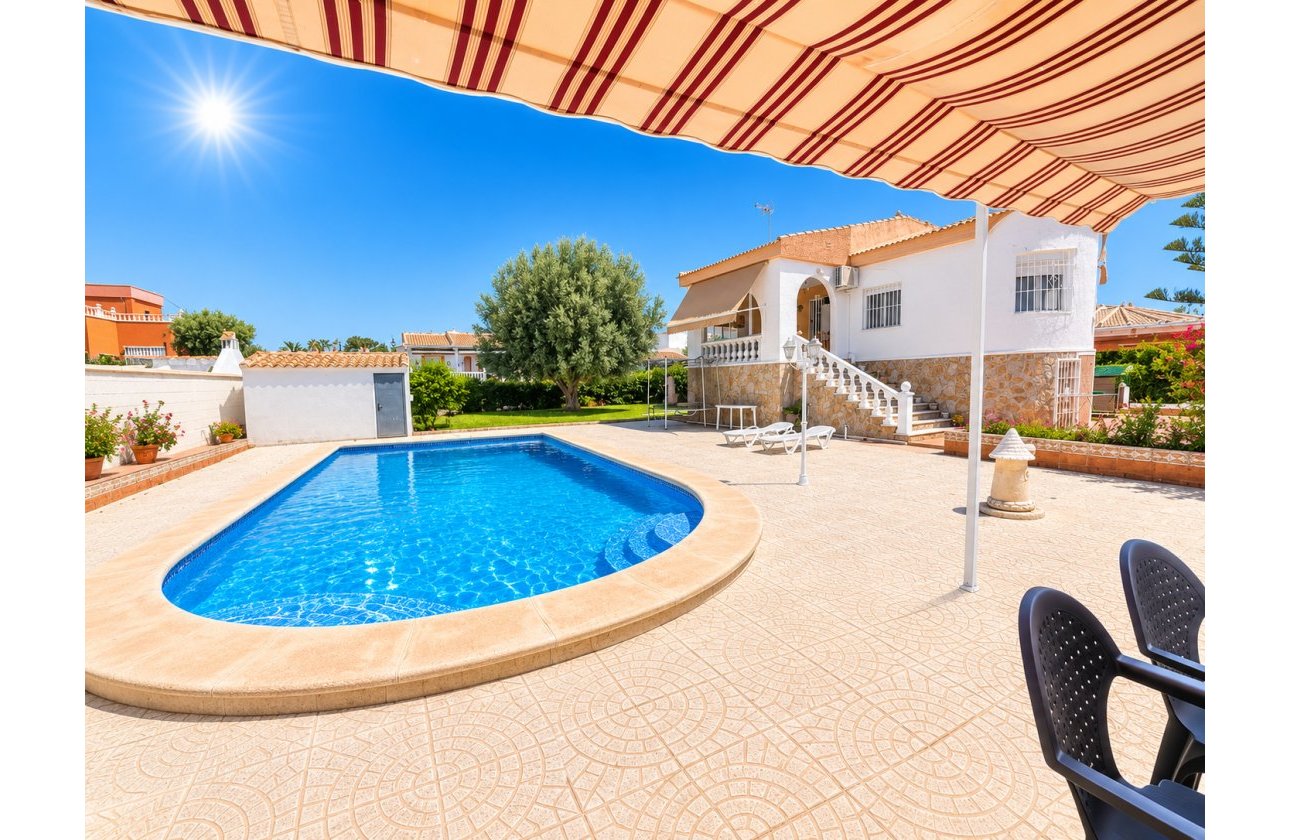 Reventa - Villa - Torrevieja - La Siesta