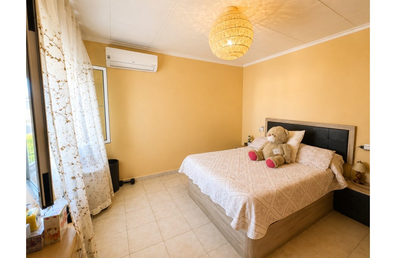 Reventa - Villa - Torrevieja - La Siesta