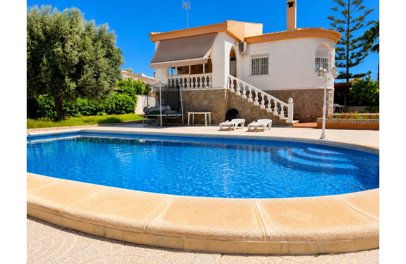 Reventa - Villa - Torrevieja - La Siesta