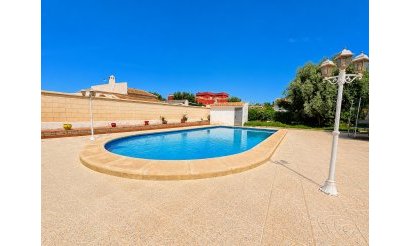 Reventa - Villa - Torrevieja - La Siesta