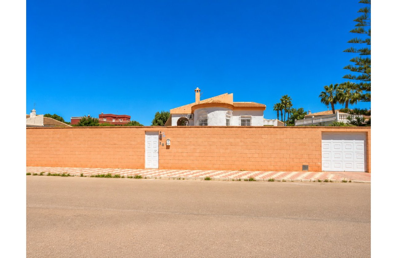 Reventa - Villa - Torrevieja - La Siesta