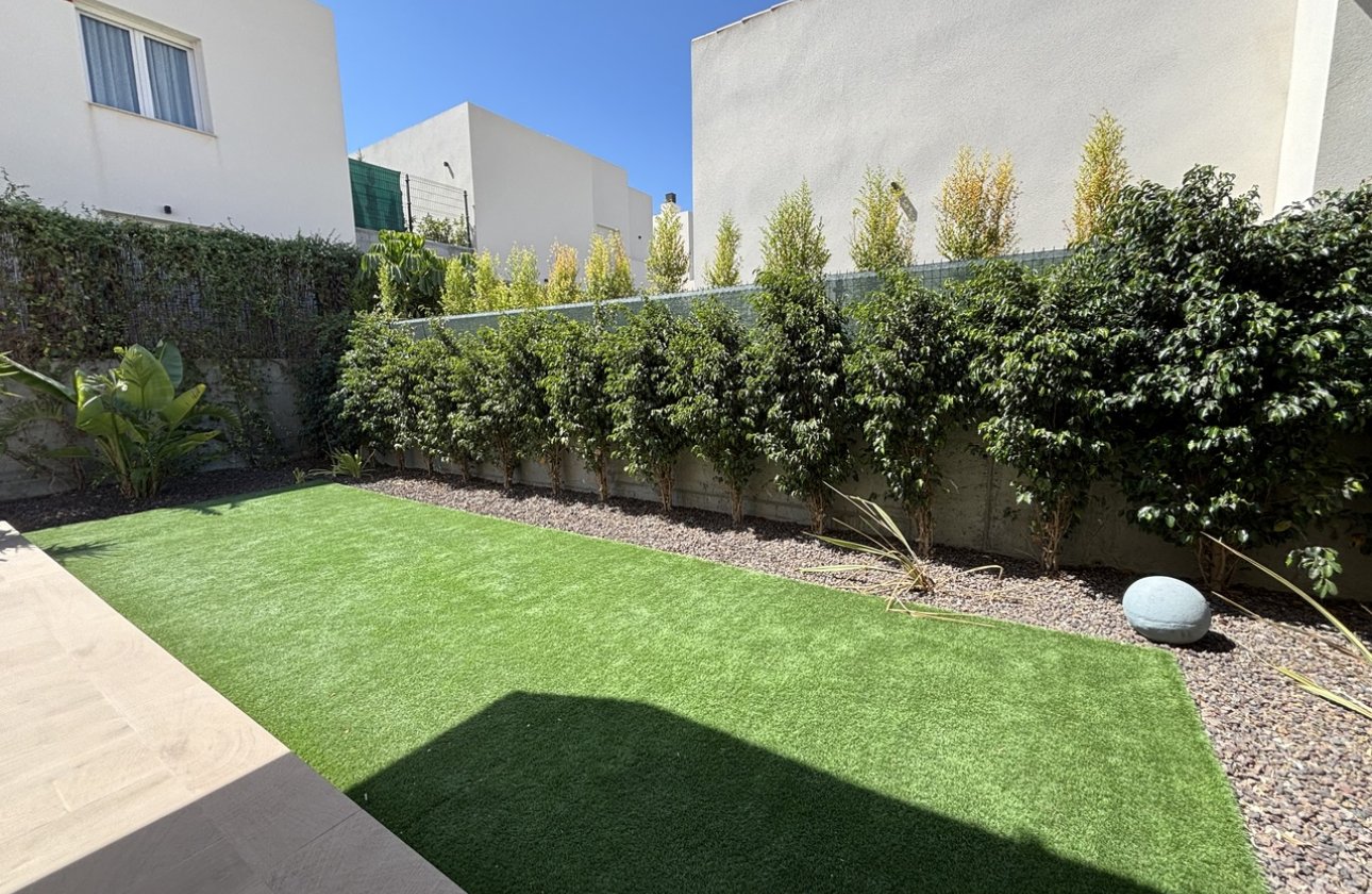 Resale - Apartment / flat - Algorfa - La Finca Golf