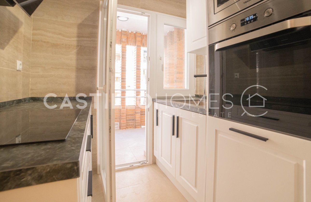 Resale - Apartment / flat - Torrevieja - Playa del Cura