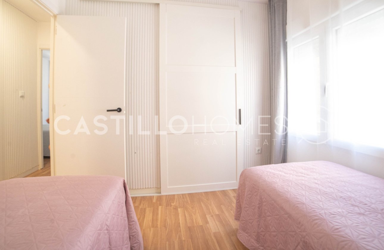 Resale - Apartment / flat - Torrevieja - Playa del Cura
