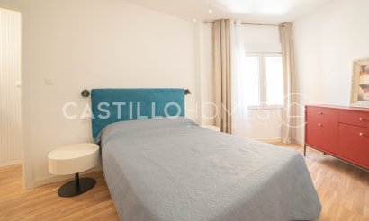 Resale - Apartment / flat - Torrevieja - Playa del Cura