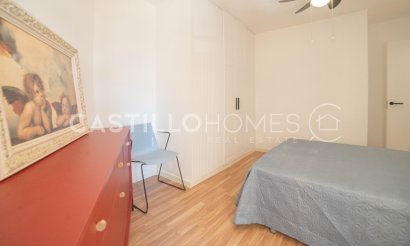 Resale - Apartment / flat - Torrevieja - Playa del Cura