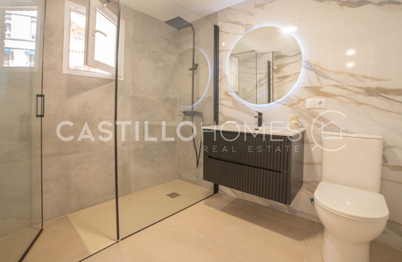 Resale - Apartment / flat - Torrevieja - Playa del Cura