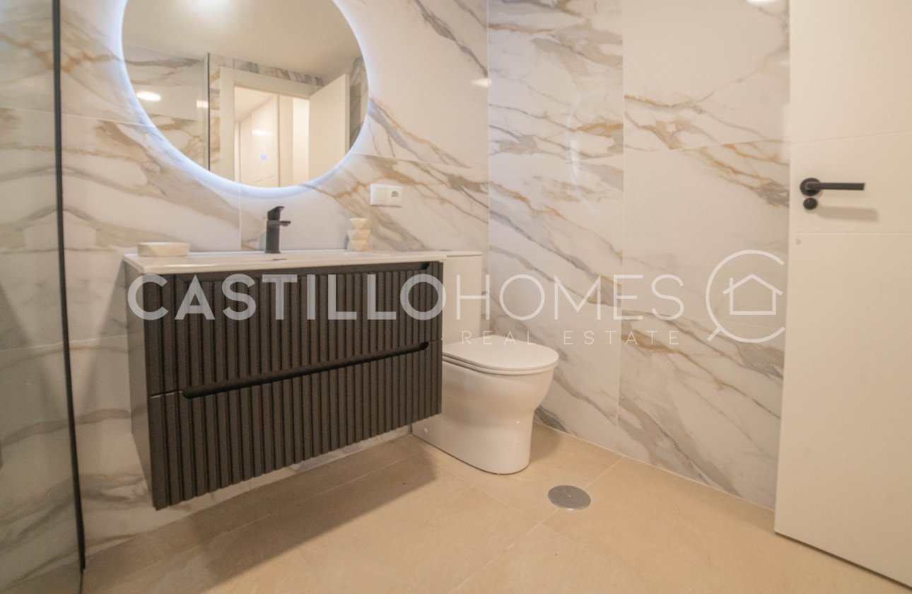 Resale - Apartment / flat - Torrevieja - Playa del Cura