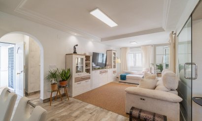 Resale - Villa - San Miguel de Salinas - Las filipinas