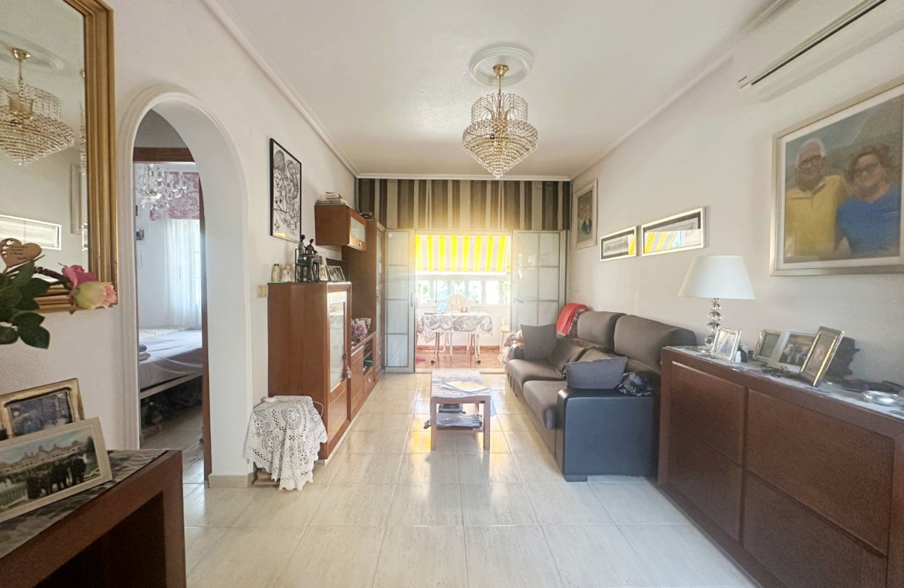 Resale - Bungalow - Torrevieja - Aguas Nuevas
