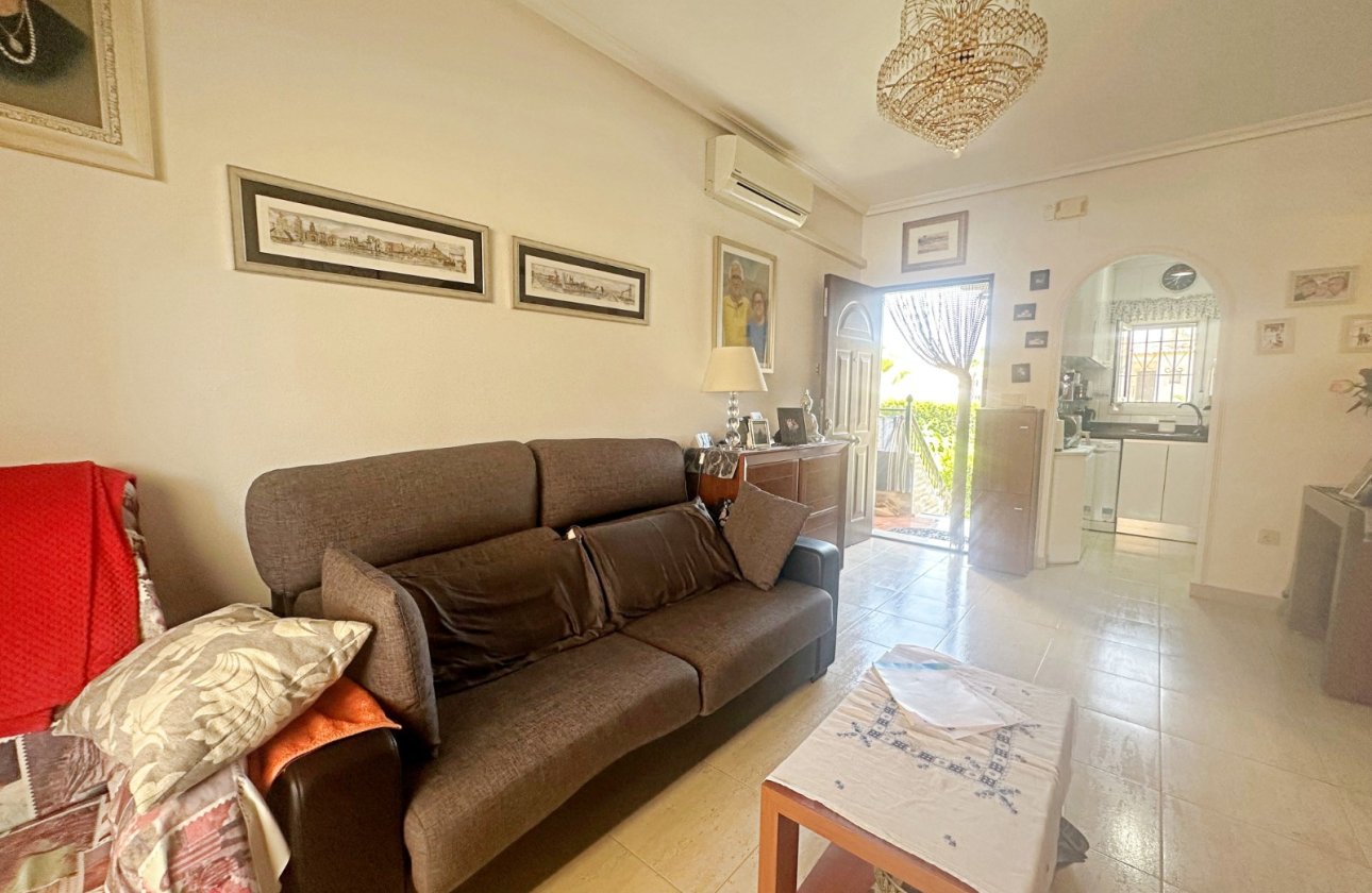Resale - Bungalow - Torrevieja - Aguas Nuevas
