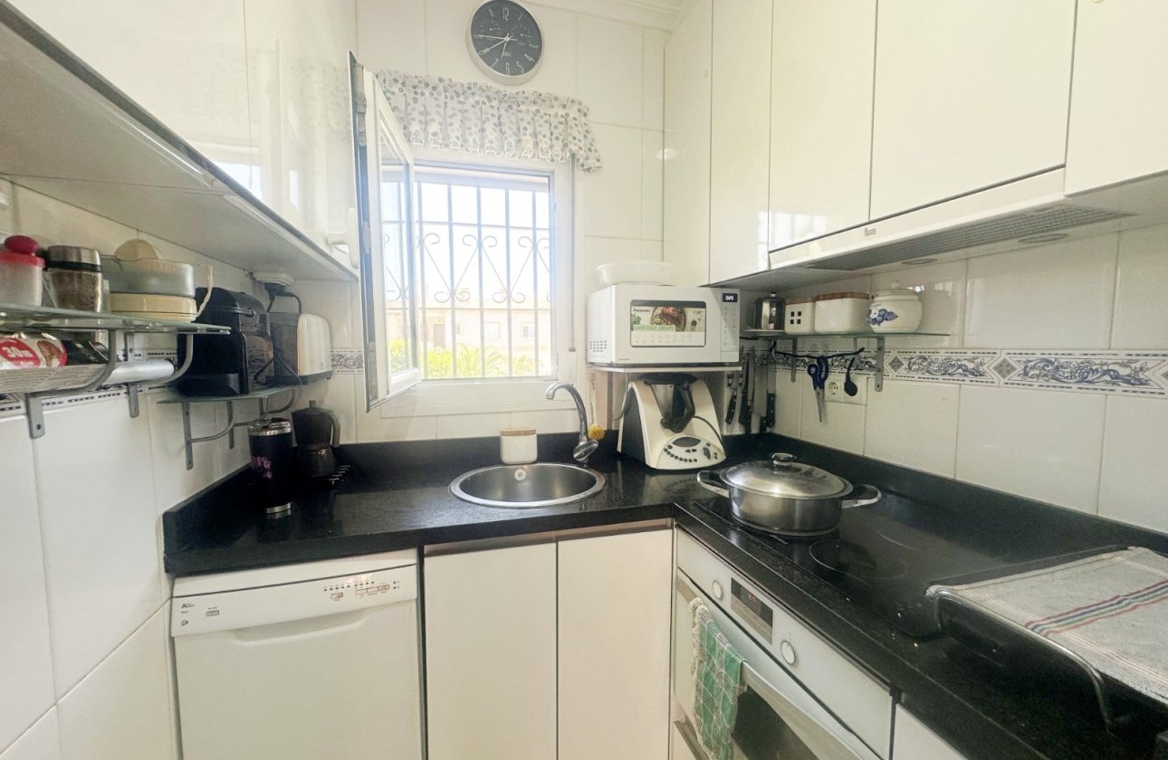 Resale - Bungalow - Torrevieja - Aguas Nuevas