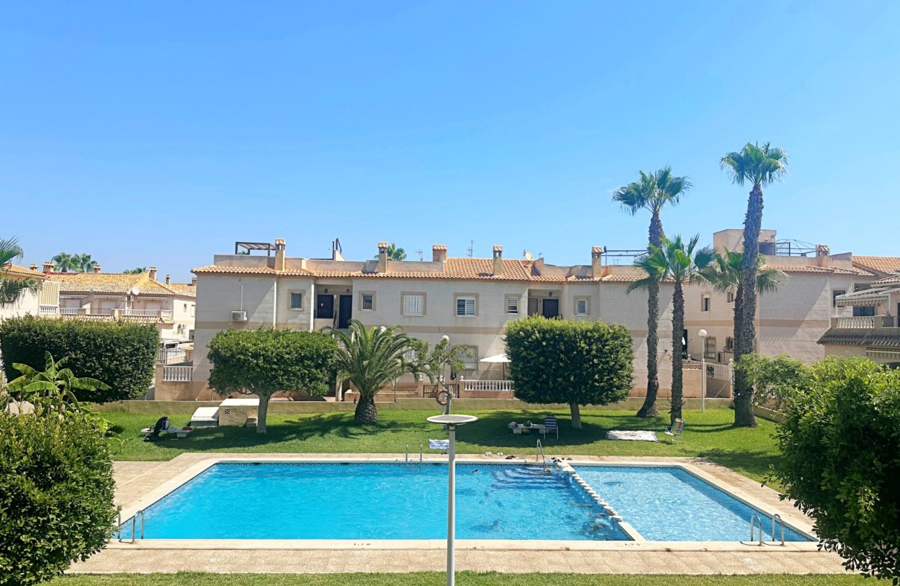 Resale - Bungalow - Torrevieja - Aguas Nuevas