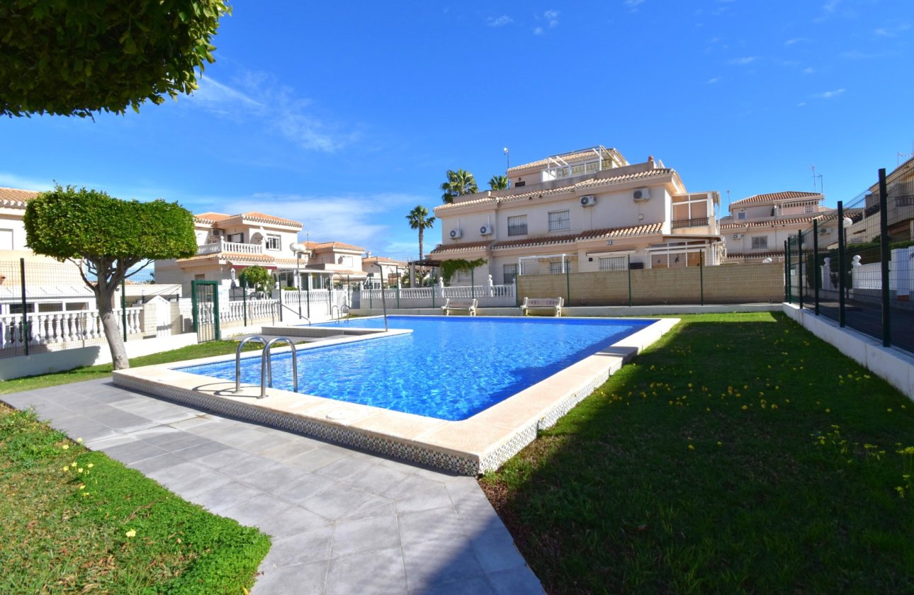 Resale - Townhouse - Orihuela Costa - Playa Flamenca