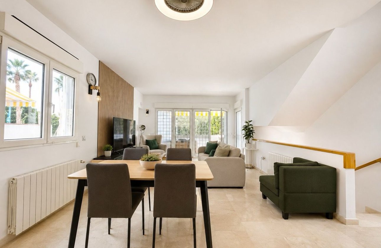 Resale - Villa - Orihuela Costa - Villamartin