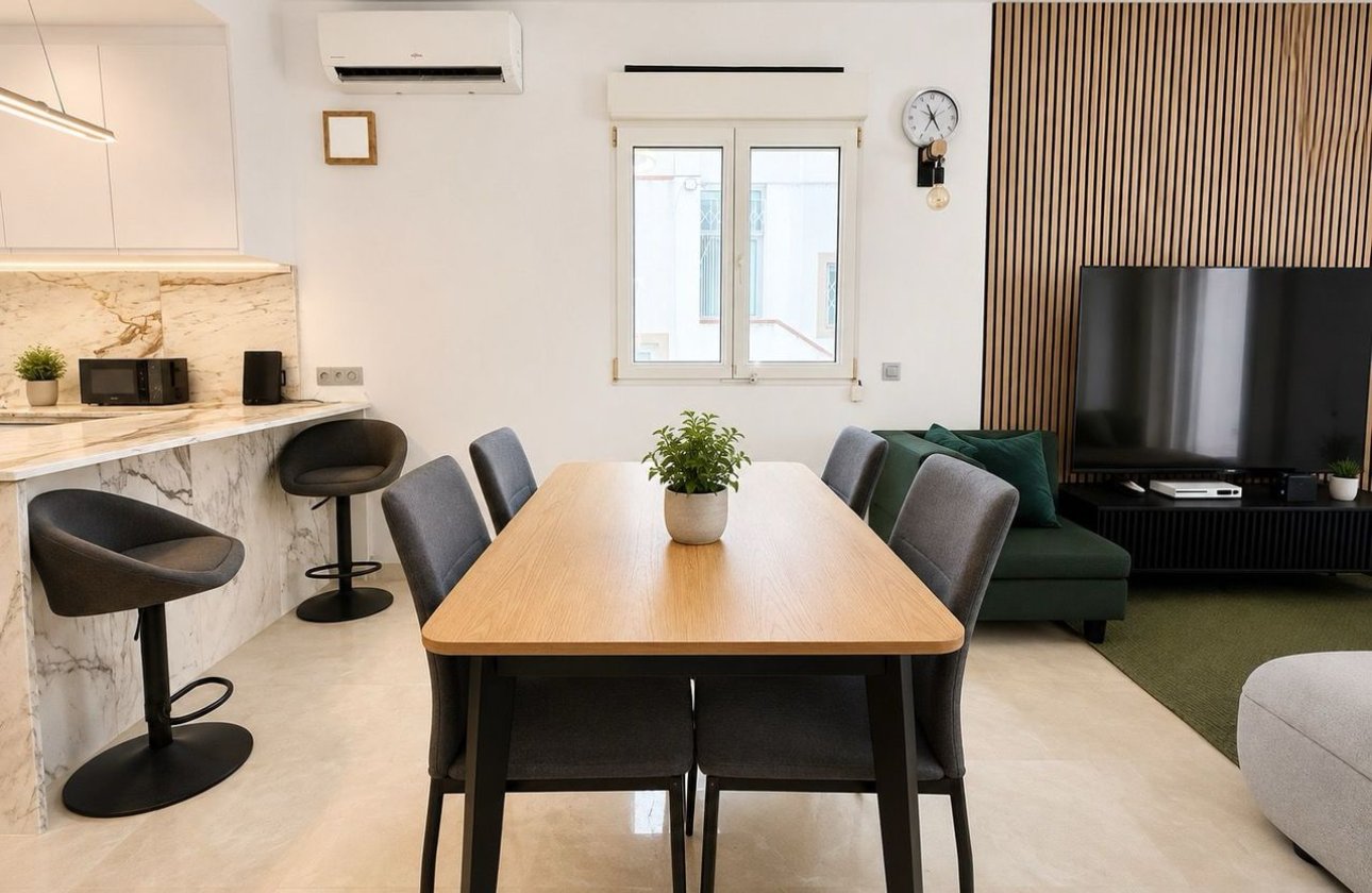 Resale - Villa - Orihuela Costa - Villamartin