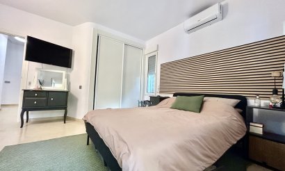 Resale - Villa - Orihuela Costa - Villamartin