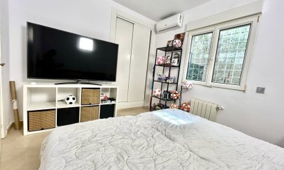 Resale - Villa - Orihuela Costa - Villamartin