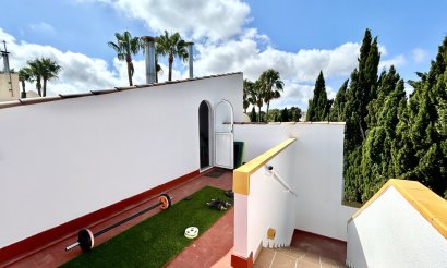 Resale - Villa - Orihuela Costa - Villamartin