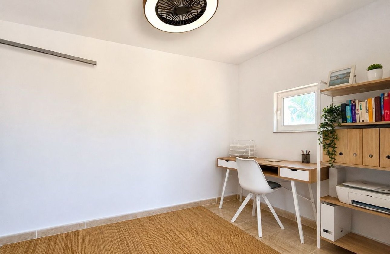 Resale - Villa - Orihuela Costa - Villamartin