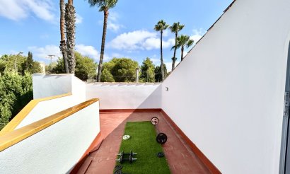 Resale - Villa - Orihuela Costa - Villamartin