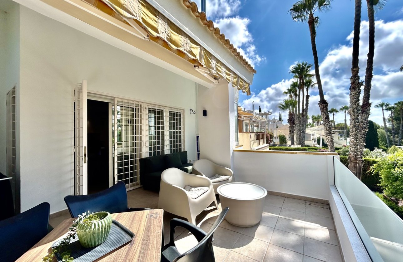 Resale - Villa - Orihuela Costa - Villamartin