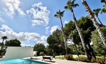 Resale - Villa - Orihuela Costa - Villamartin