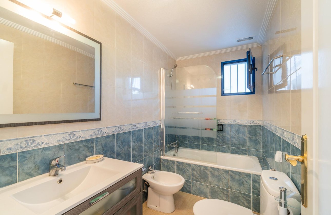 Resale - Apartment / flat - Orihuela Costa - Altos de Campoamor