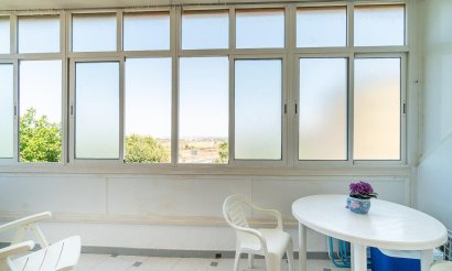 Resale - Apartment / flat - Torrevieja - La Mata pueblo