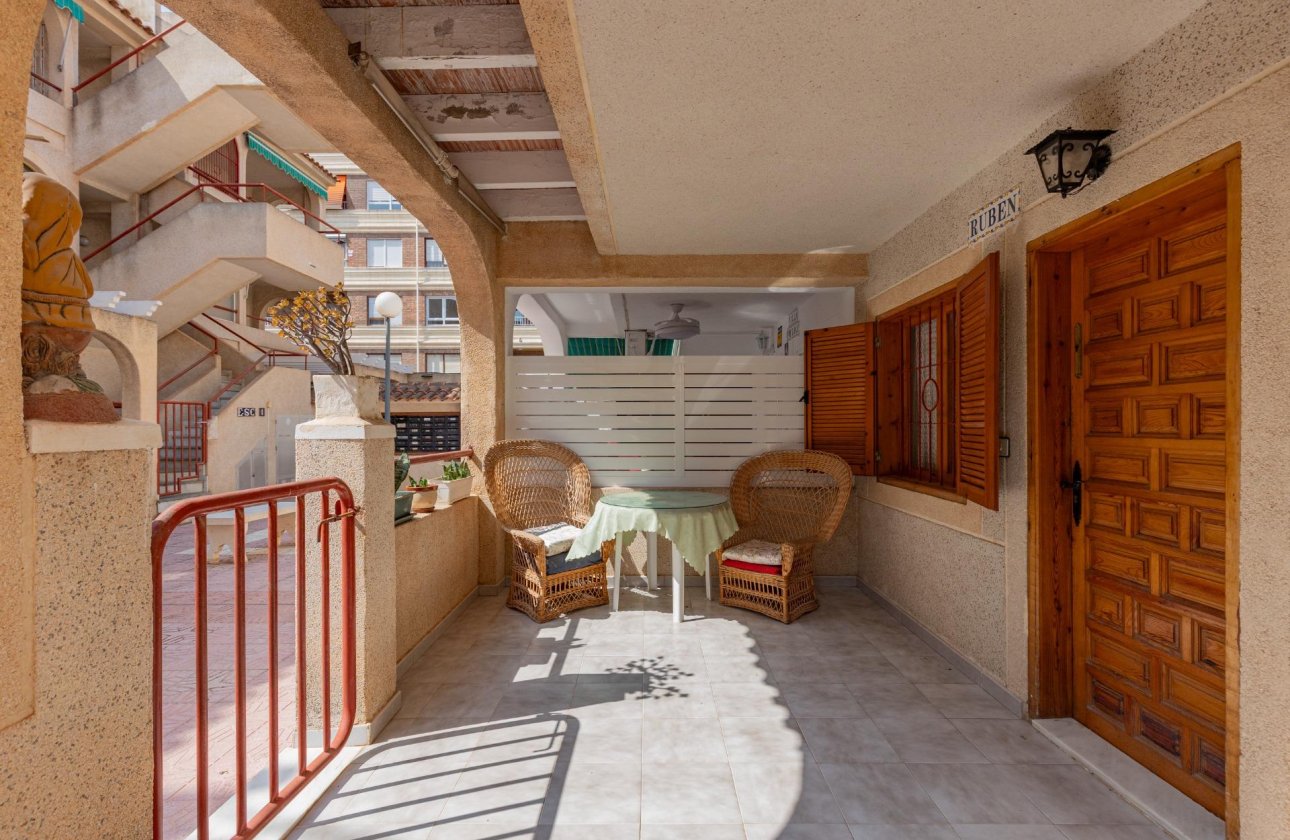 Resale - Apartment / flat - Torrevieja - Acequion