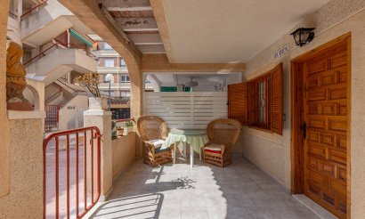 Resale - Apartment / flat - Torrevieja - Acequion