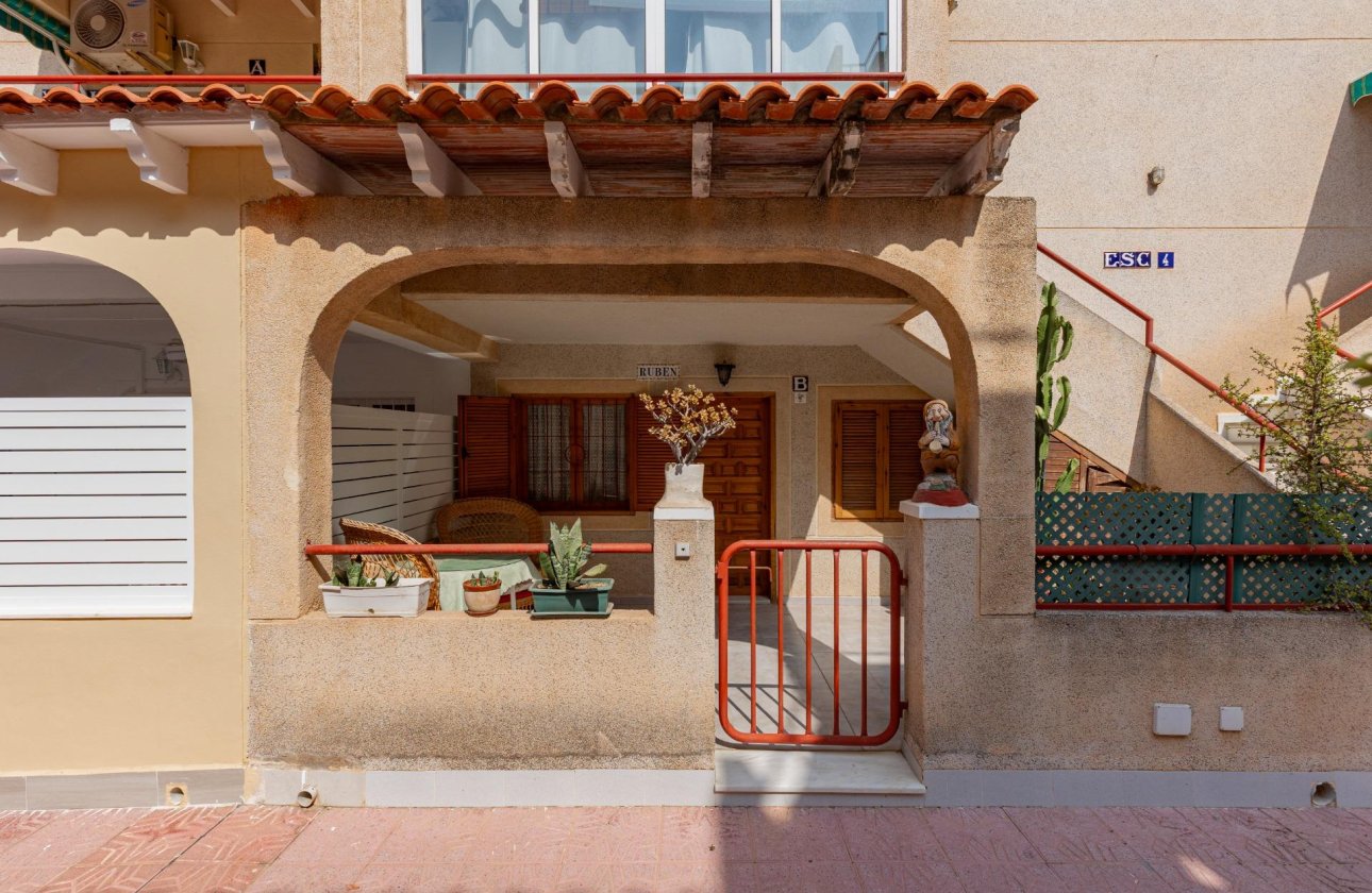 Resale - Apartment / flat - Torrevieja - Acequion